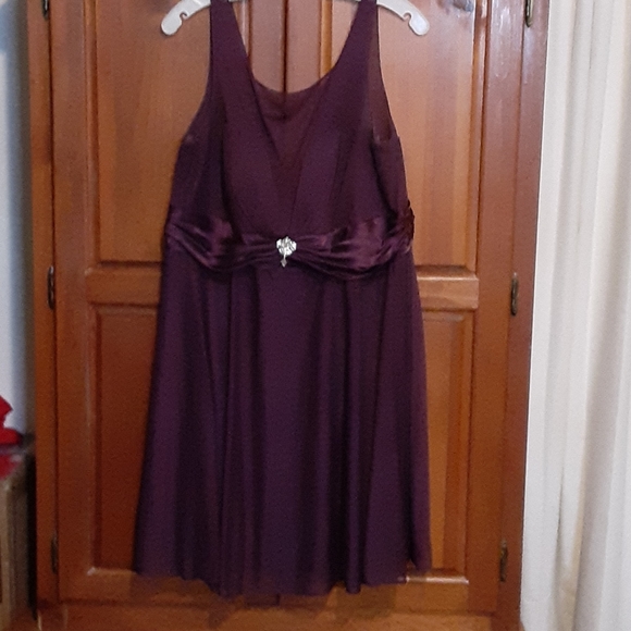 Cocktail Dress - Picture 2 of 2